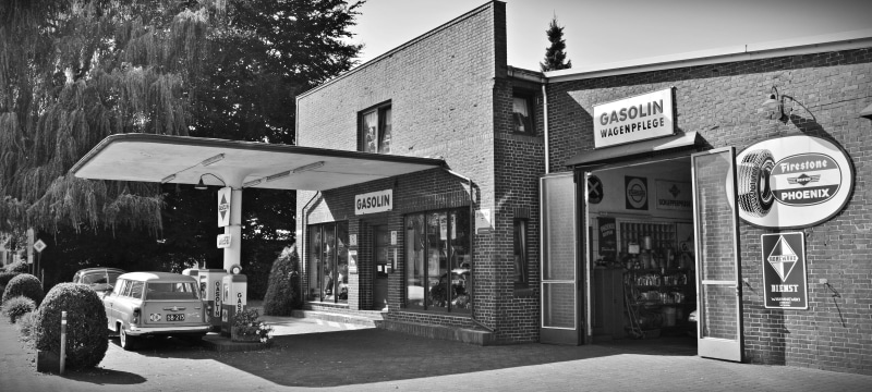 petrol, city, infront, gas, gas station, built structure, information sign, sign, photo, scale, auto, parked, communication, vintage, pump, land vehicle
