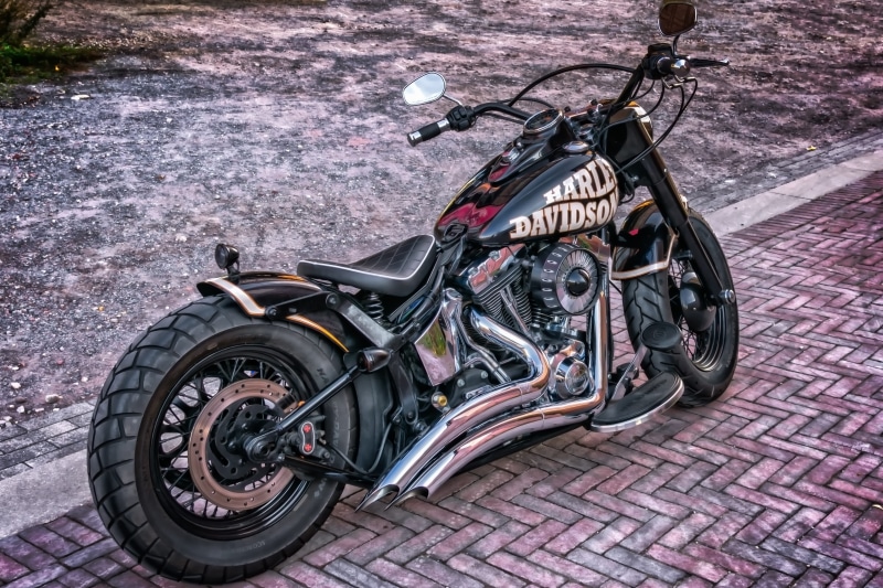 harley, motorcycle, 4K, transportation, bicycle, land vehicle, dom, harley davidson, outdoors, luxury, usa, stone, sidewalk, street, paving stone, high angle view