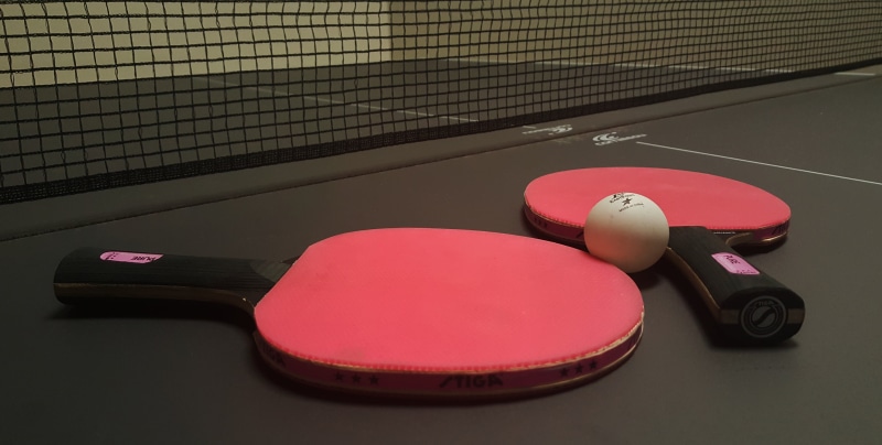 indoors, ping pong, pong, communication, group of objects, absence, ball, beside, red, pink color, high angle view, fun, ping, 5K, no people, two, table Tennis