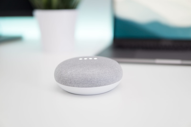 selective focus, gray, indoors, net - sports equipment, speaker, sport, home, simplicity, 5K, wire mesh, chalk, turned, surface, smart home, sports equipment