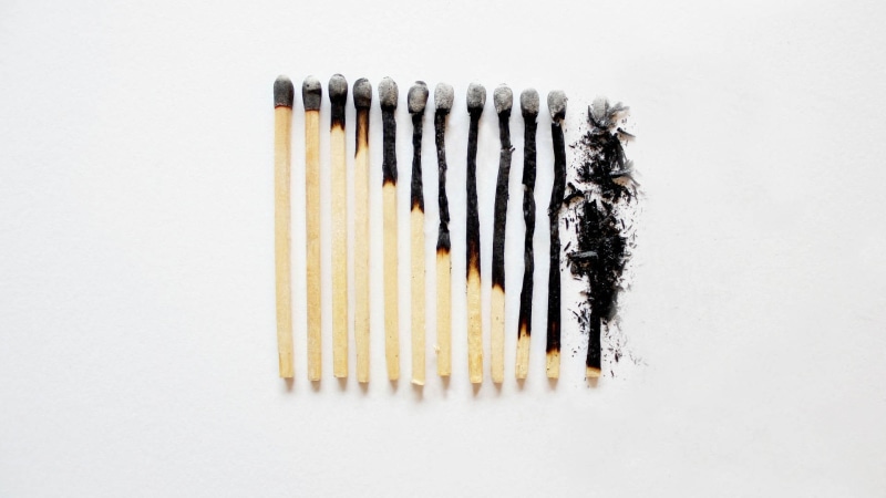 matches, wood - material, side by side, 1080P, large group of objects, arrangement, burn, pattern, flame, fire, matchstick, match - lighting equipment
