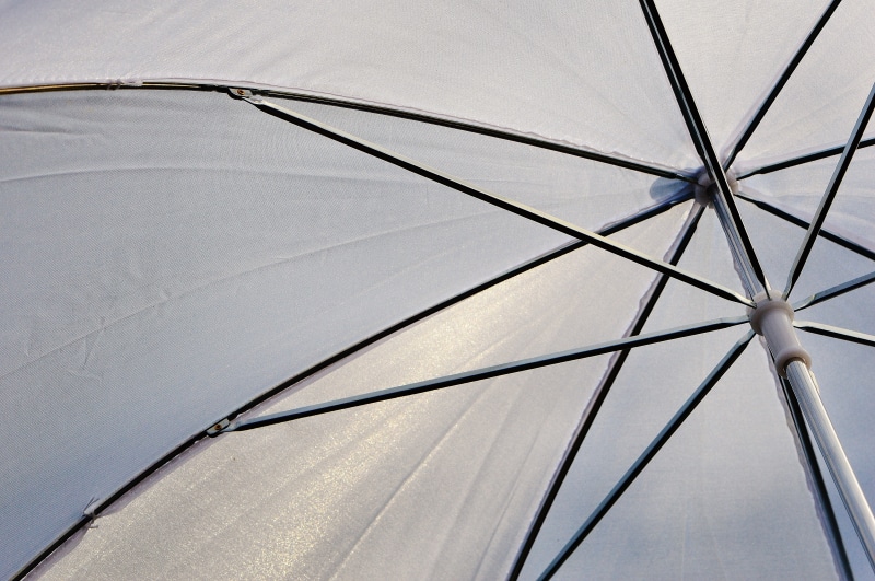 white, shade tree, safety, pattern, Sun, protection, outdoors, close-up, 5K, full frame, Parasol, textile, backgrounds, Screen, built structure, Sunlight