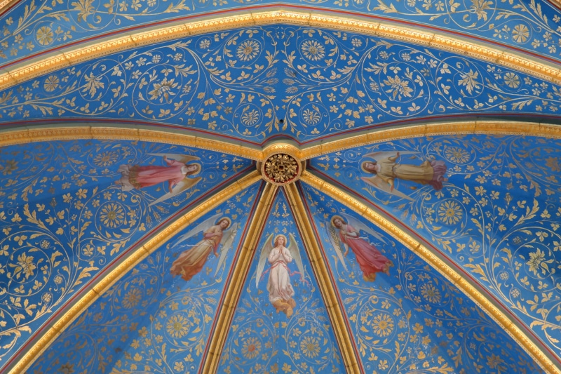 architecture, Hohenzollern, directly below, floral pattern, 5K, indoors, ceiling, spirituality, no people, creativity, full frame, christ, ceiling painting