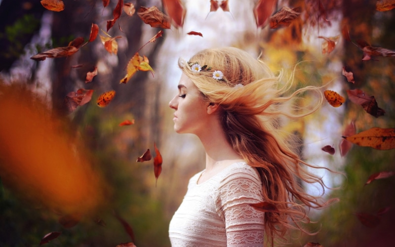 nature, headshot, hairstyle, outdoors, young adult, young women, adult, beautiful people, portrait, one person, beautiful woman, clothing, blond hair, hair