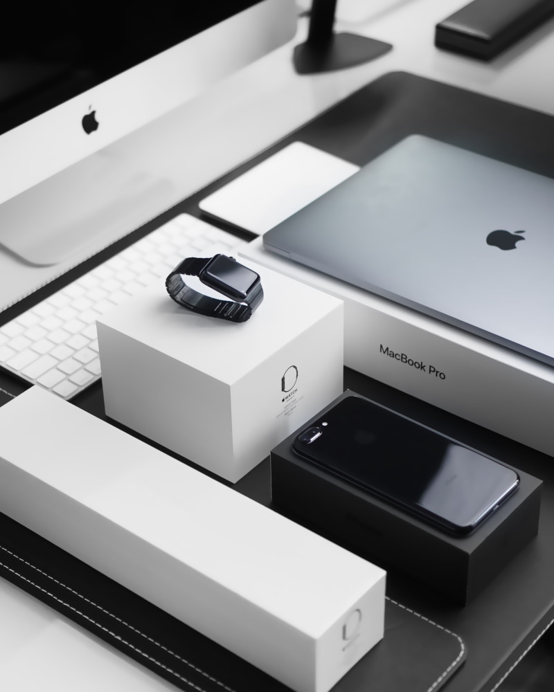 portable information device, electrical Equipment, equipment, white color, smartwatch, black Color, black, technology, pC, imac, connection, office, focus on foreground