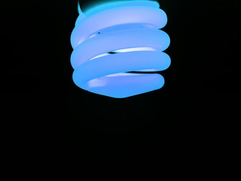 fluorescent light, copy space, glowing, energy efficient lightbulb, power supply, studio shot, light, 1080P, close-up, light bulb, black, dark, domestic room