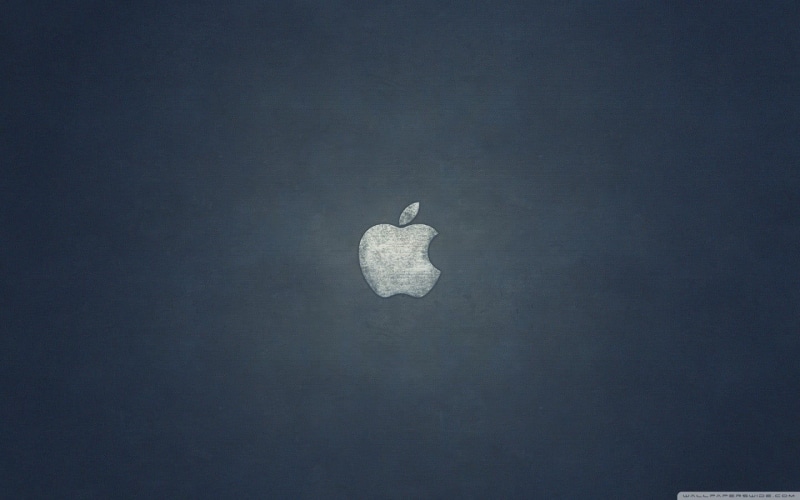 indoors, water, crumpled, white color, Apple Inc., simplicity, nature, studio shot, emotion, 720P, no people, board, fun, creativity, logo, copy space