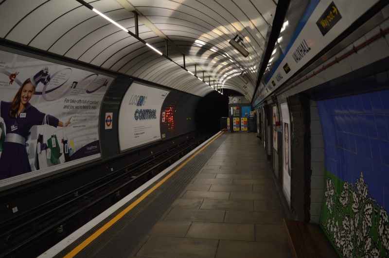 noise, railroad track, vauxhall, incidental people, travel, united kingdom, vauxhall station, empty, the way forward, illuminated, subway train, transportation