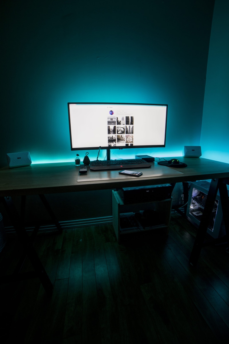 workspace, edmonton, absence, desktop pc, technology, furniture, setup, table, chair, instagram, 5K, seat, unsplash, connection, desktop, business, keyboard
