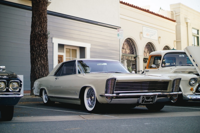 old car, antique, beige, built structure, buick, white color, vintage, sleek, street, parked, stationary, parked car, retro styled, retro, classic car