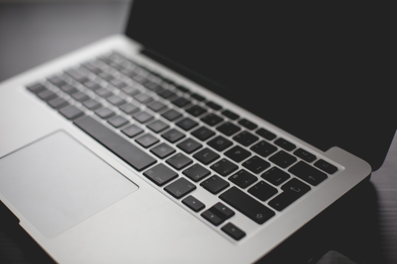 pC, Keyboard, amp, computer Key, wireless technology, Detail, table, office, indoors, computer Keyboard, close-up, technology, black color, business, MacBook Pro