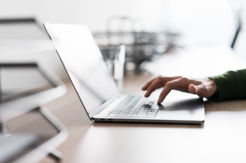 keyboard, internet, using laptop, marketing, young, office, social networking, social media, online, copywriter, millennials, work, laptop, adult, creative