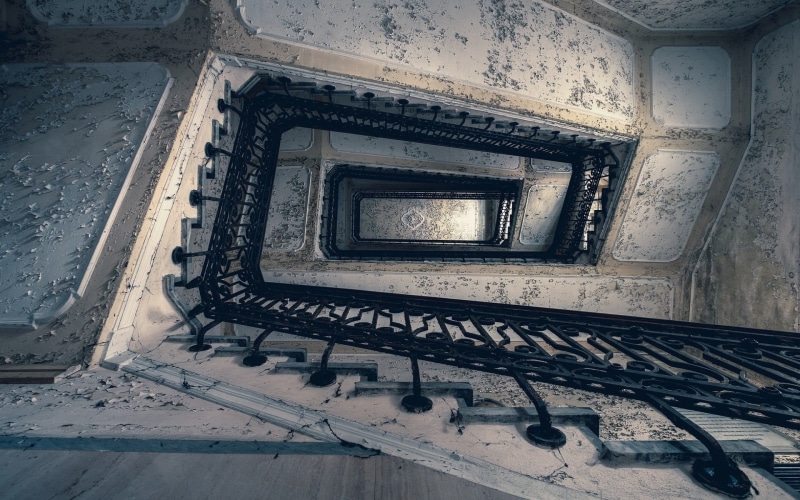 steps and staircases, diminishing perspective, high angle view, spiral staircase, spiral, history, 1080P, metal, building, ornate, the past, pattern, staircase