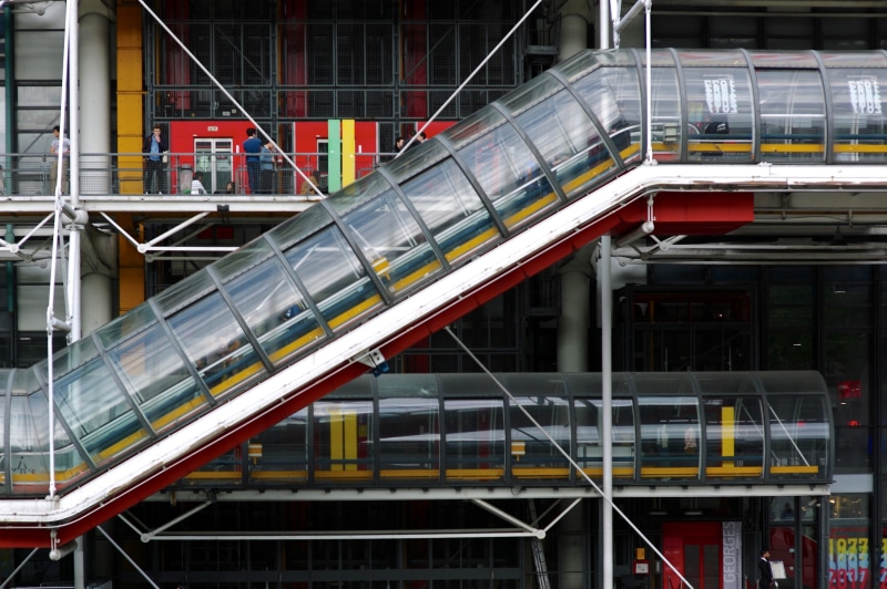 pipe - tube, architecture, museum, centre pompidou, beaubourg, railing, factory, 4K, building exterior, connection, public transportation, built structure