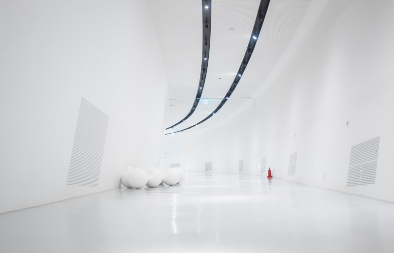 photo, low section, white, infrastructure, wall - Building Feature, building, taking, interior, leisure activity, hallway, ceiling, empty, built structure