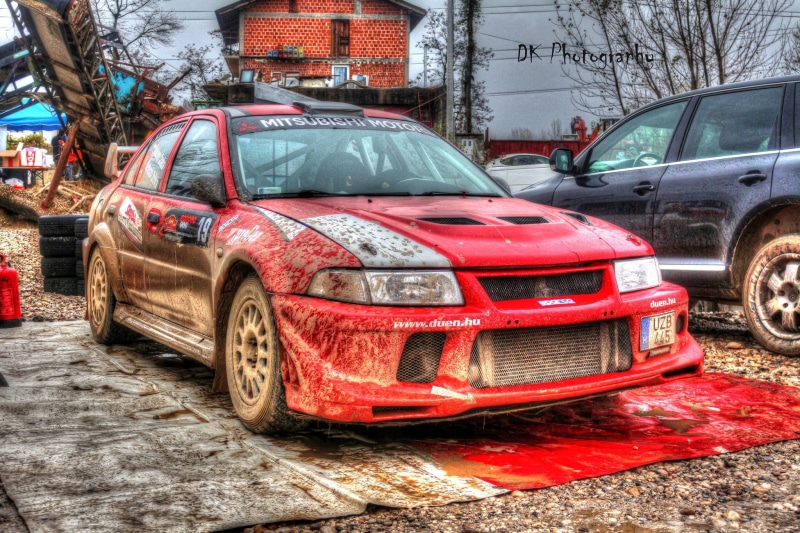 stationary, car, road, Mitsubishi Lancer Evolution III, land vehicle, day, red, old, building exterior, 1080P, Mitsubishi Lancer Evolution V, architecture