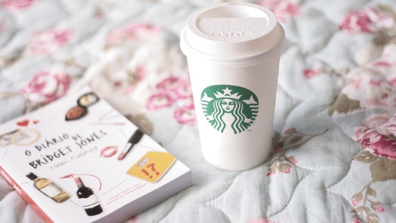 concepts, plant, white, flower, container, label, bed linen, flowering plant, table, close-up, floral pattern, textile, cup, backgrounds, studio shot, text