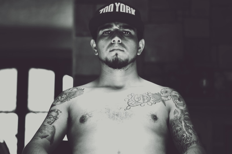 strength, headshot, masculinity, black and white, yuriria mexico, new york, young adult, tattoo, creativity, hipster, shirtless, ismael nieto, men, focus on foreground