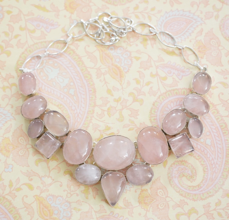 pattern, necklace, indoors, sterling, stone, 2K, close-up, pearl jewelry, set, white, cabochon, jewellery, big, table, gemstone, elegance, semiprecious