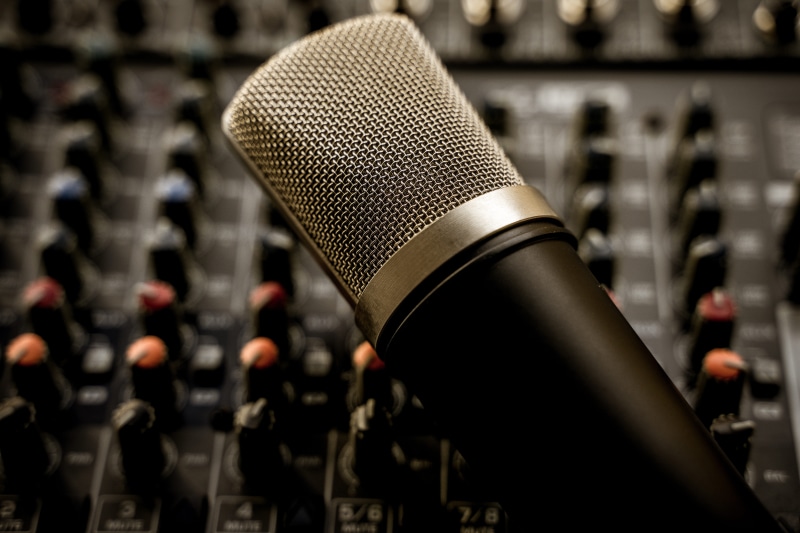 close-up, presenter, audio equipment, indoors, noise, speech, equipment, microphone, 5K, silver colored, music, audio, studio, technology, sound, sound studio