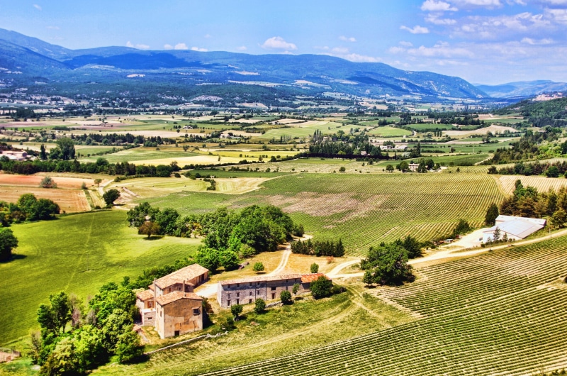 outdoors, environment, Provence, farmhouse, farm, building, tree, mountain, no people, built structure, Nature, France, land, 2K, plant, scenics - nature