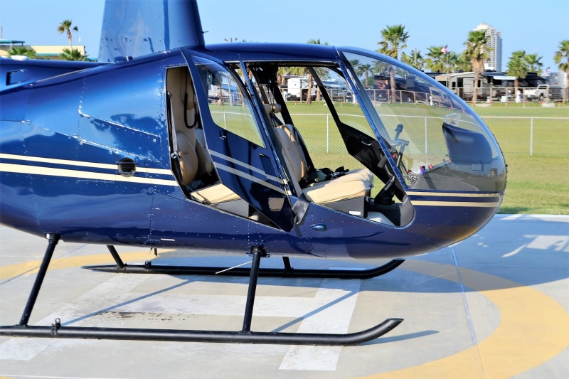 fly, heliport, tour, speedometer, flight operator, cockpit, landing strip, helipad, steering, anti-torque, cyclic stick, 1080P, aviation, adventure, meters