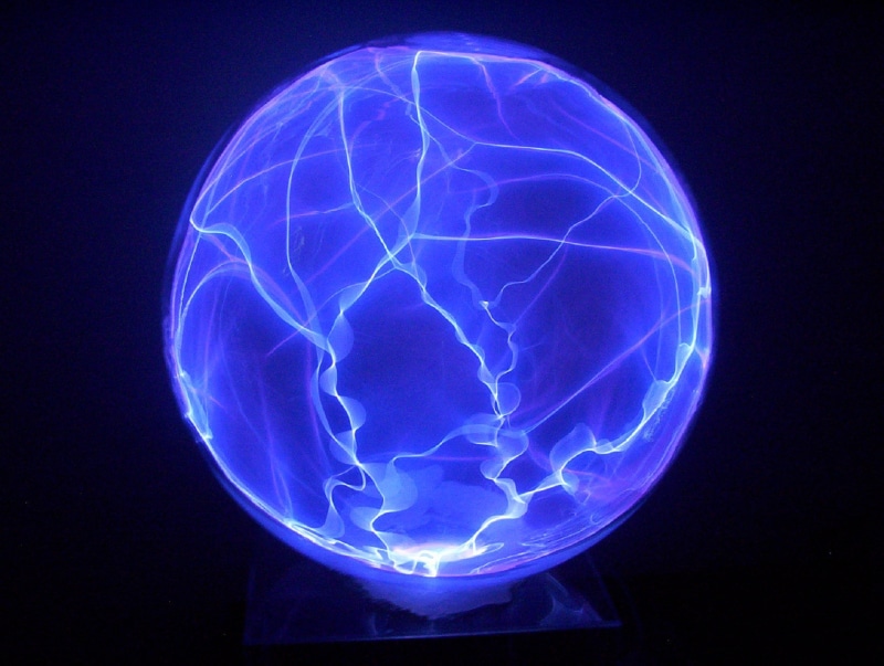 electricity, ball, lightning, sphere, no people, nature, low, purple, globe, pattern, power, glow, illuminated, energy, black background, blue, technology