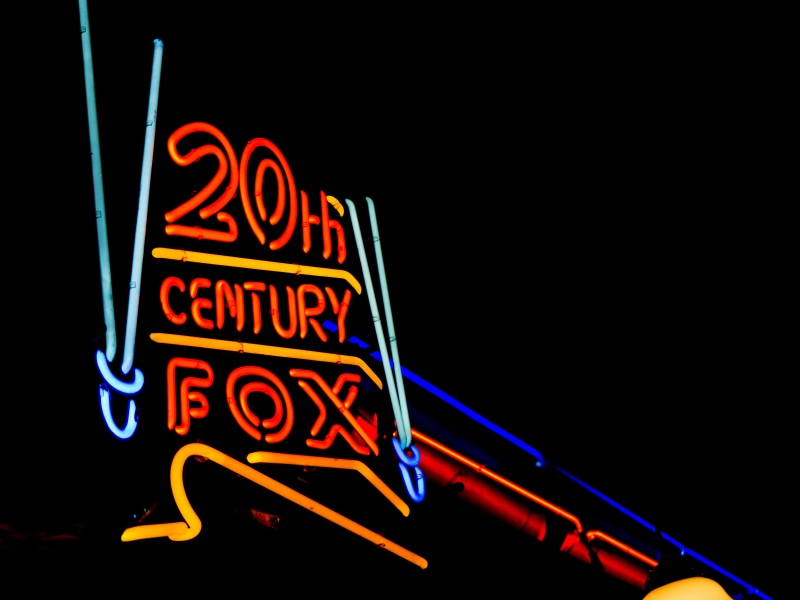 4K, bar, glowing, neon, photography, neon glow, movies, pub