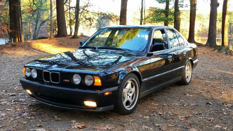 modern, plant, motor vehicle, mode of Transport, nature, sports Car, day, tree, e, grille, obsolete, retro Styled, sedan, old-fashioned, e34, sport, 1080P