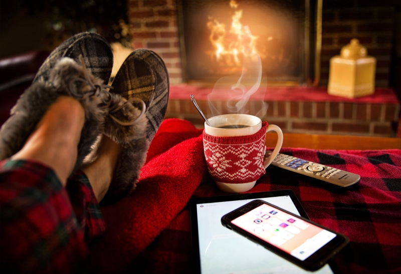 lifestyle, iphone, casual clothing, coffee, human leg, table, sitting, control, relaxation, food and drink, drink, fireplace, adult, relaxing, white, 5K
