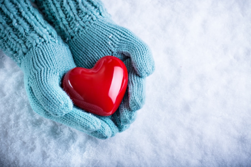 love image, hand, 4K, 4K, heart, snow