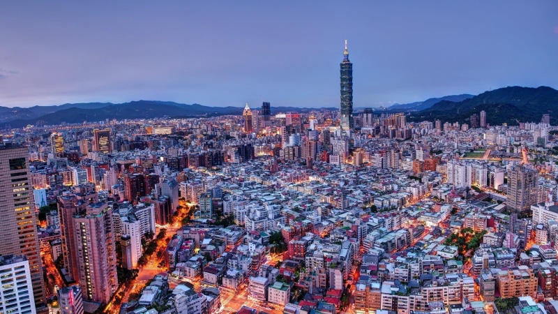 building, office building exterior, cityscape, street light, tower, mountain, modern, sky, high angle view, Taipei 101, no people, architecture, urban skyline