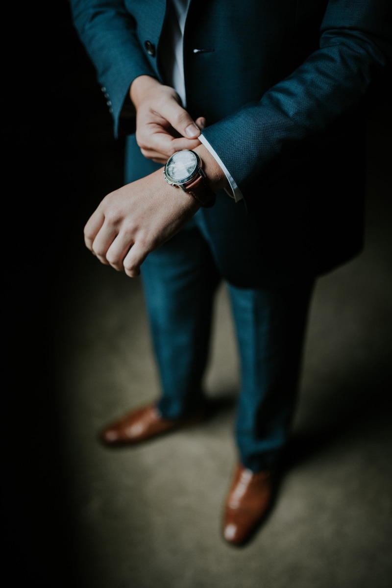 men, adults only, focus on foreground, human body part, women, casual clothing, jeans, shoes, full length, human leg, blue, body part, standing, footwear
