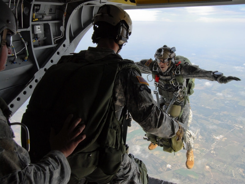 helmet, army soldier, plane, transportation, armed forces, parachutists, army, airplane, parachuting, outdoors, high altitude, man, halo, training, standing