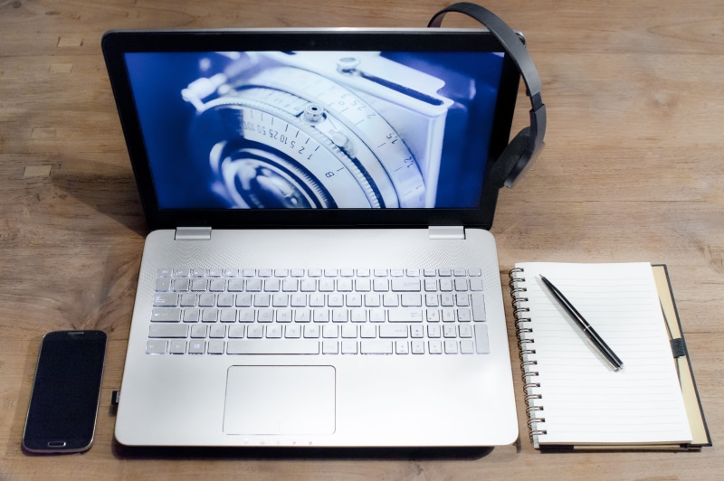 screen, notebook, mobility, beside, finance, internet, computer, silver, technology, work, photo, laptop, computer keyboard, 4K, indoors, planning, furniture