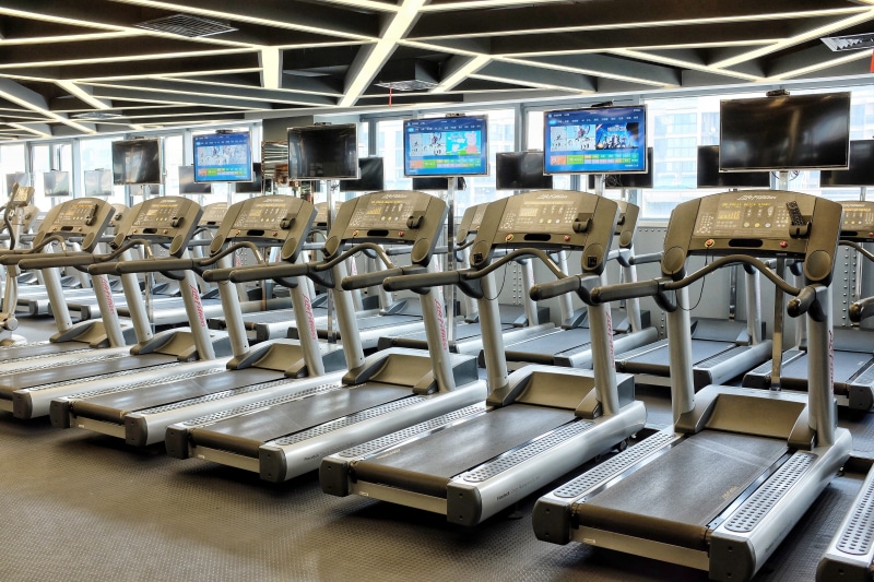 architecture, treadmill, text, large group of objects, day, airport, travel, seat, gym, still life, gray, absence, transportation, public transportation