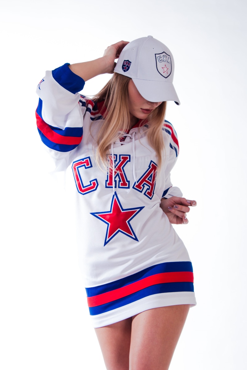 joy, photo, people, russian, lifestyles, beautiful girl, model, smile, young, studio shot, patriotism, cka, women, lovely, style, beauty, three quarter length