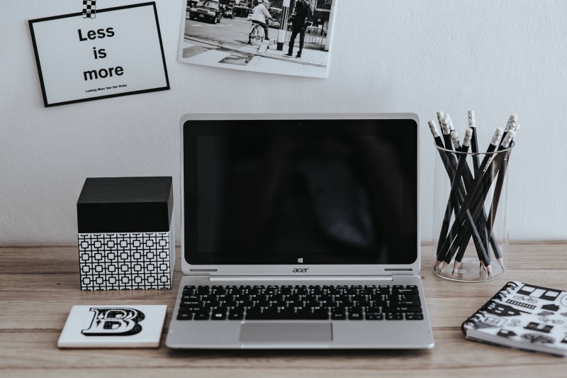 white, communication, computer Monitor, 4K, quote, furniture, wood - material, black-and-white, western script, desk, workspace, keyboard, computer, Inspirational