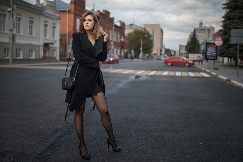 real people, young women, beautiful woman, full length, city, built structure, street, women outdoors, stockings, Veronica (Dmitry Sn), lifestyles, urban