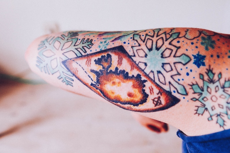 Arts, human hand, multi colored, one person, real people, skin, creativity, 5K, human limb, no people, invertebrate, pattern, Tattoo, body part, art and craft
