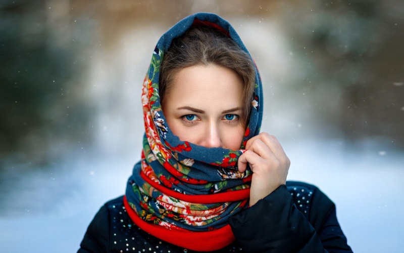 photographer Sergey Sergeev, sponge, shawl, Xenia, 1080P, blue-eyed, portrait
