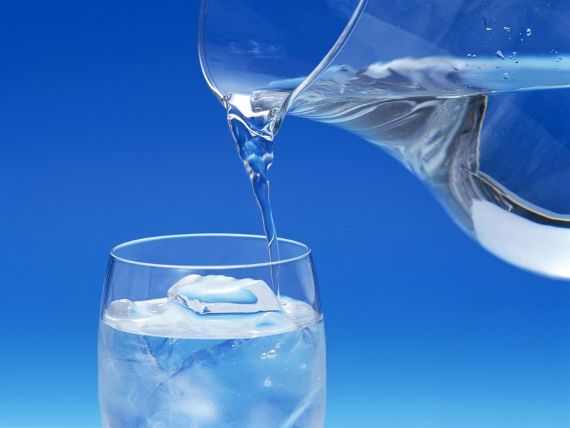 colored background, pouring, water, wineglass, white, glass - Material, 720P, food And Drink, glass, close-up, blue, transparent, liquid, drinking Glass