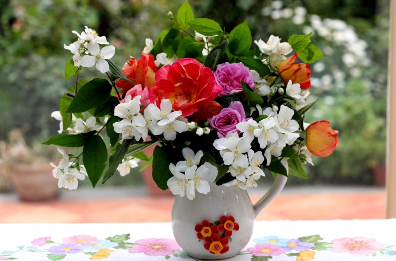 freshness, botany, romance, outdoors, love, rose, red, day, flowering plant, pink Color, blossom, assorted, flower arrangement, jasmine, petaled, beauty In Nature