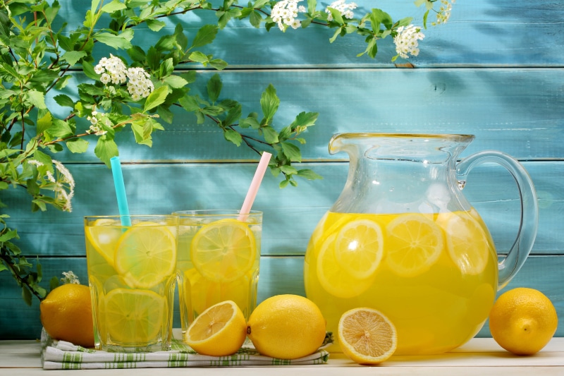 lemons, lime, ripe, herb, nature, drinking Glass, food and drink, healthy Eating, liquid, summer, 5K, outdoors, ice, cocktail, food, juicy, juice, yellow