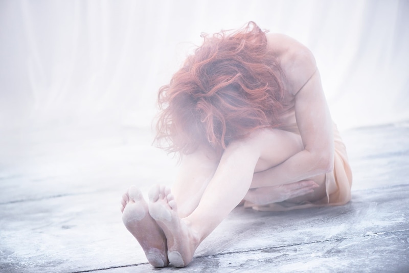 singer, dirty, Mylène Farmer, readhead, feet, 720P, French
