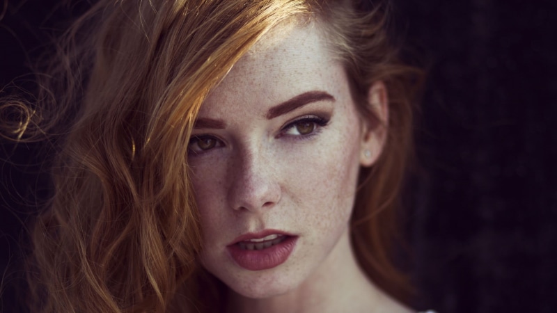 close-up, one person, solo, portrait, freckles, indoors, beauty, emotion, women, young adult, mouth open, beautiful woman, adult, 1080P, Hattie Watson