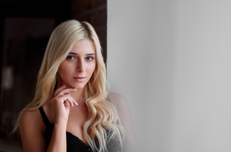 1080P, girl, smile, shoulders, look, Vladislav Opletaev, chest, blonde, Julia