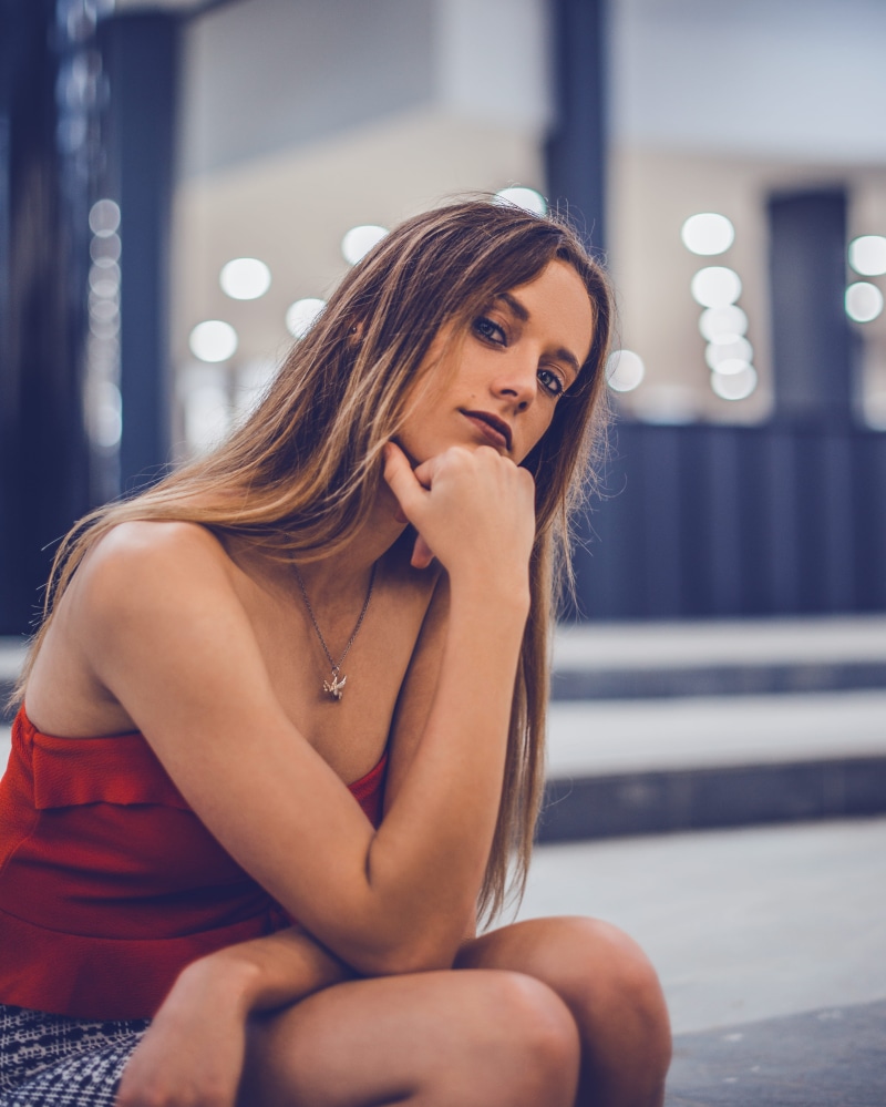 women, looking, skin, pretty, contemporary, body, human, blond hair, focus on foreground, front view, model, contemplation, one person, portrait, attractive