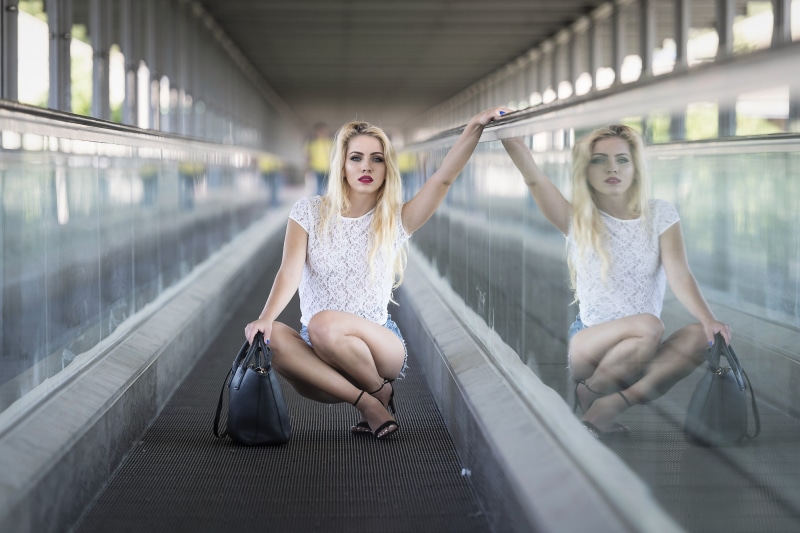 blonde, full length, women, bag, suitcase, girls, travel, females, young women, high heels, Luigi Malanetto, white shirt, emotion, luggage, escalator, transportation