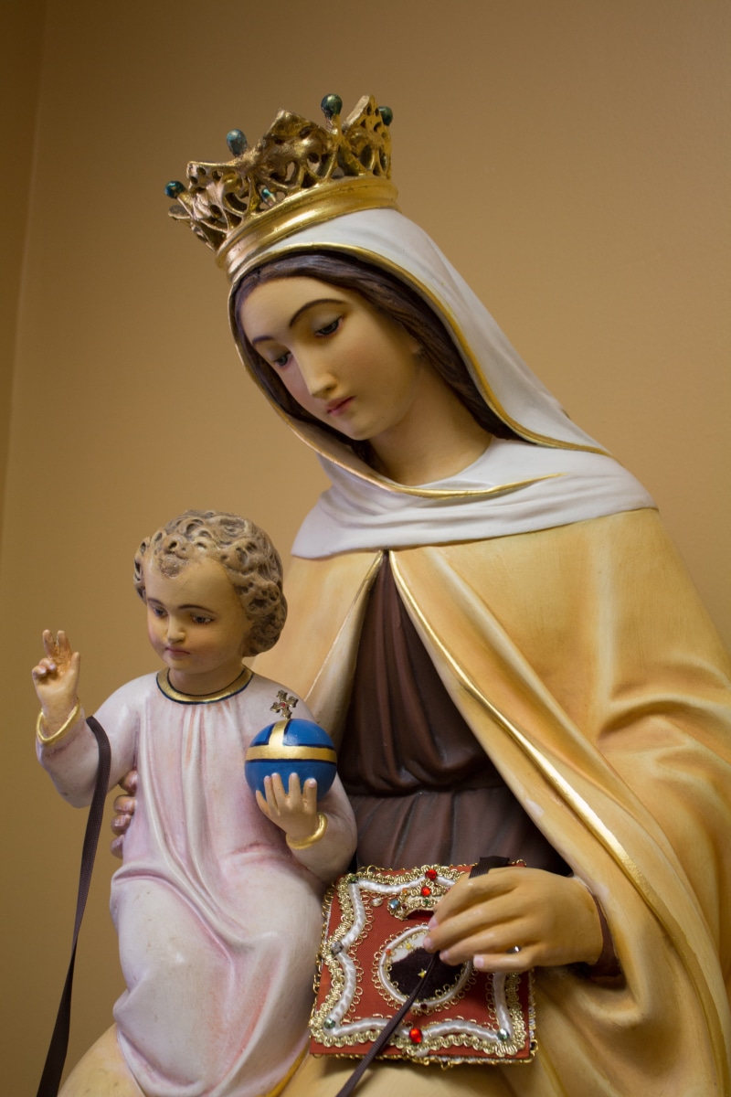 togetherness, madonna, people, females, male likeness, gold colored, royalty, creativity, child, human representation, saint, christianity, catholic, art and craft